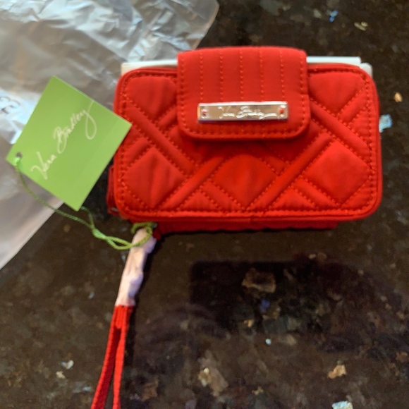 Vera Bradley Smartphone Wristlet - Picture 7 of 8